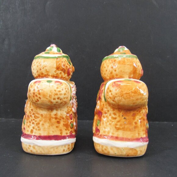 Vintage Gingerbread Men Salt and Pepper Shakers Set Ceramic 3 1/2 Inch Tall - Picture 4 of 7